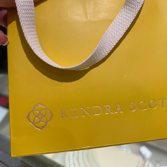 Kendra Scott Gold Geometric Hoop Earrings - Picture 4 of 4